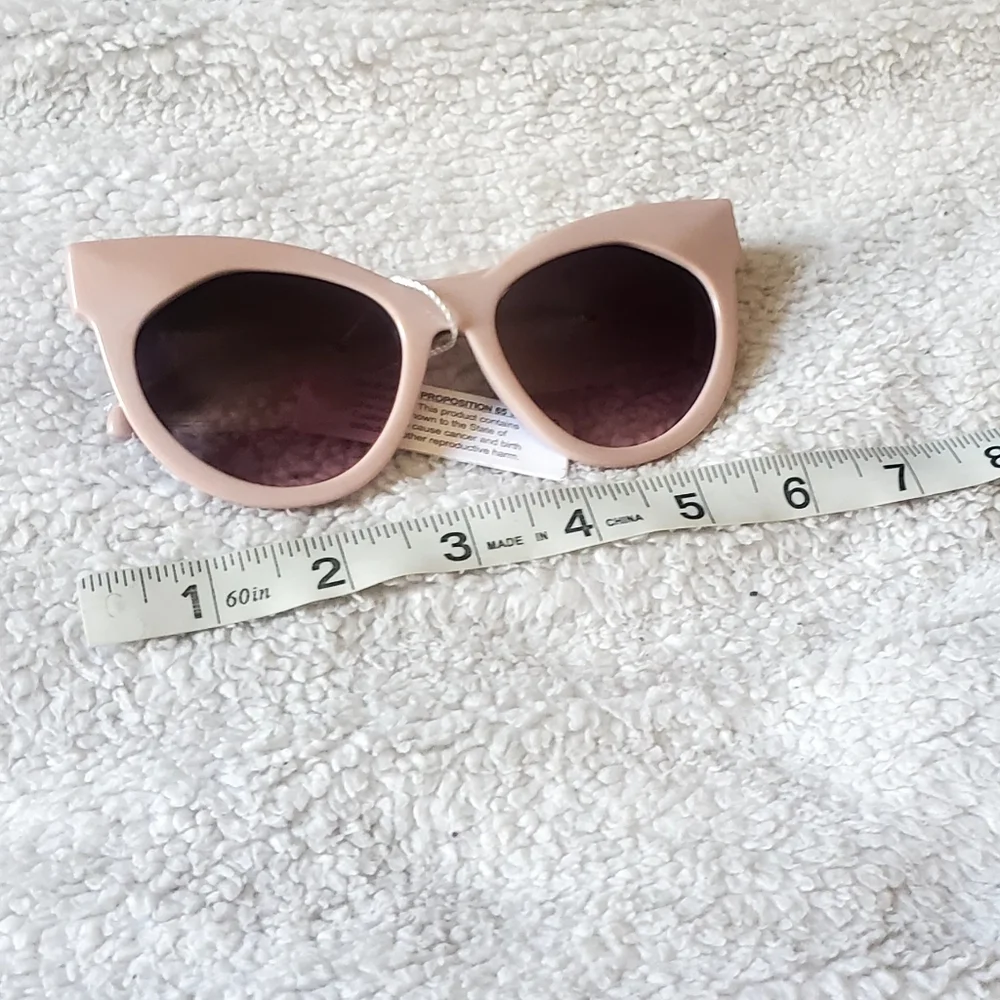 Oversized Cateye Sunglasses Womens Arrow Design Fashion‎ Eyewear UV400